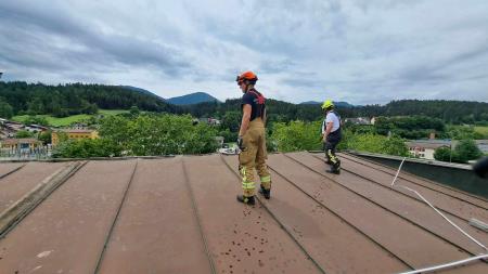 Posledice nočnega neurja.